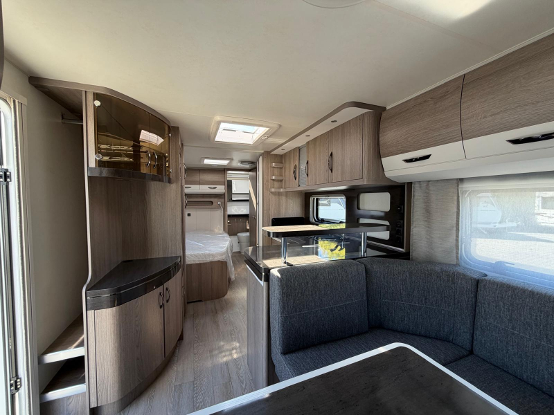 Hobby Prestige 660 WFC 35 JAAR PEN!  foto: 6