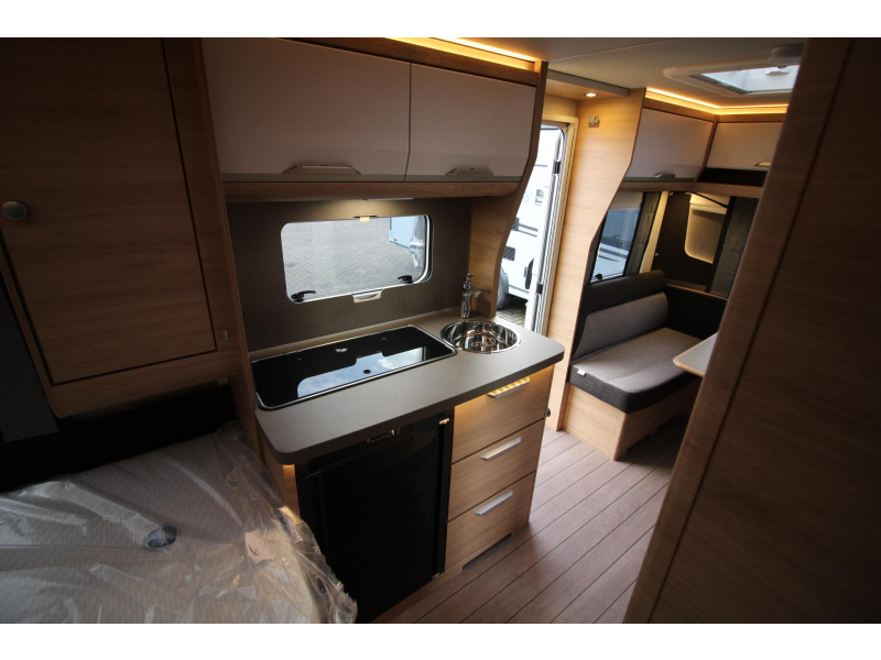 Knaus Sudwind Black Selection 460 EU AIRCO ACTIE  foto: 10