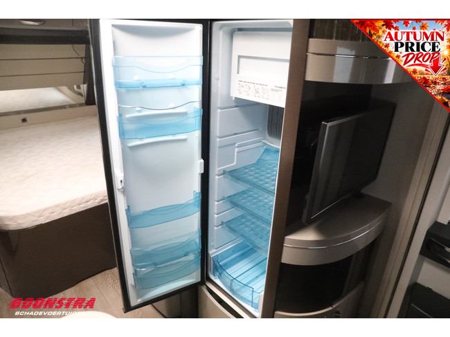 Hobby 560 CFE Premium Mover Luifel Frans bed Middenkeuken Rondzit LMV foto: 17