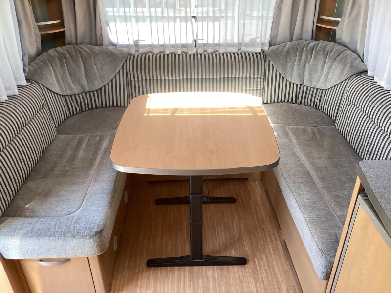 Knaus Sudwind White Edition 500 FU Airco/voortent  foto: 2
