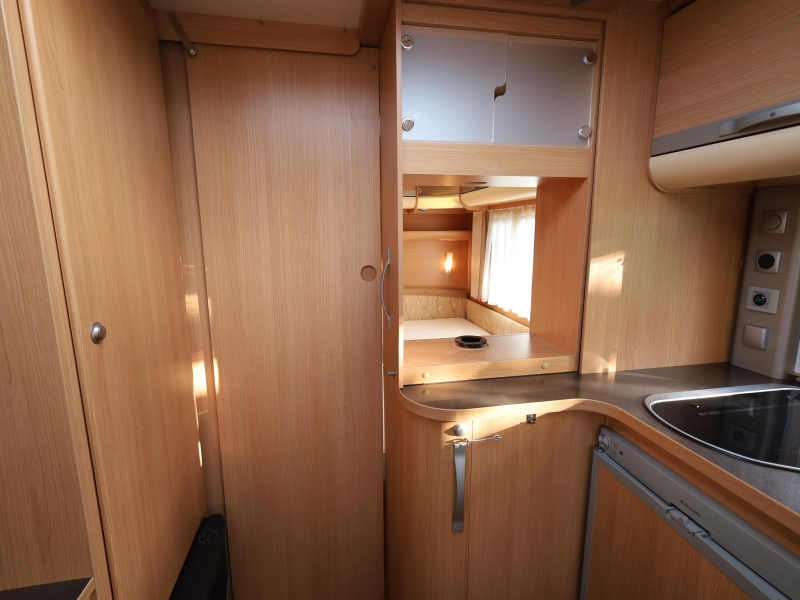 Adria Adora 492 UP mover | voortent | luifel  foto: 12