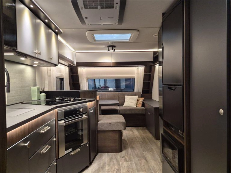 Polar Blackline 590 FWL  foto: 7