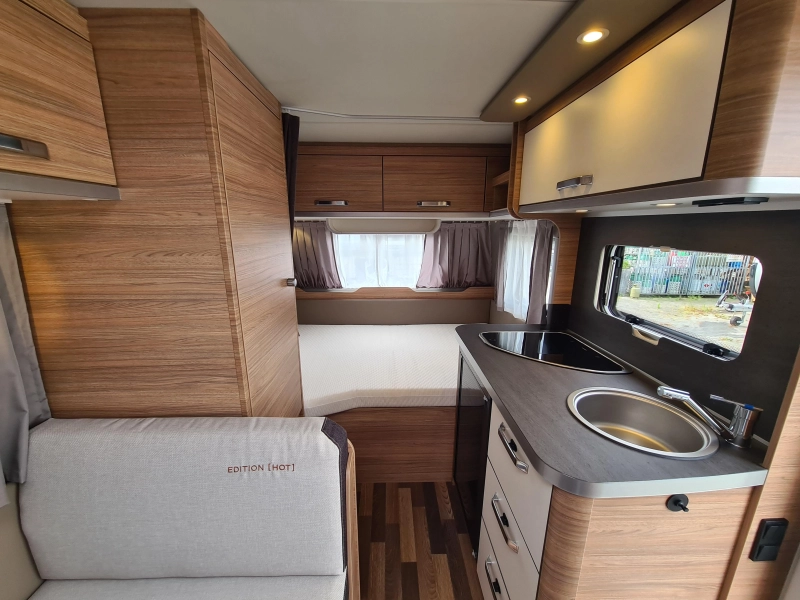 Weinsberg CaraOne Edition HOT 390 QD  foto: 14