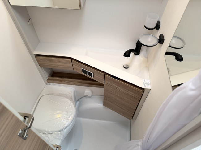 Dethleffs Nomad 460 EL foto: 12