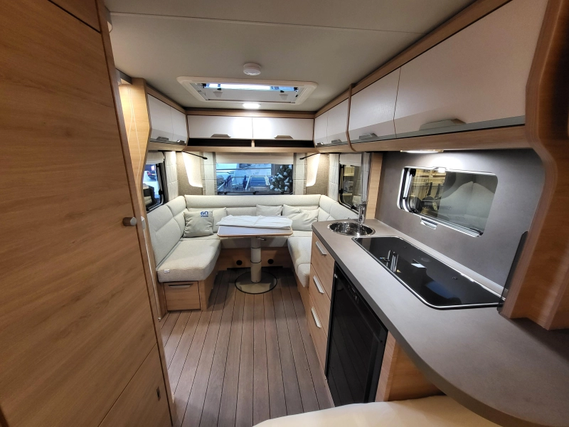 Knaus Sudwind 60 Years 450 FU super compleet af fabriek  foto: 6