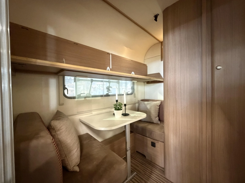 Adria Aviva 370 CP Mover | Stapelbed | Fiets  foto: 19