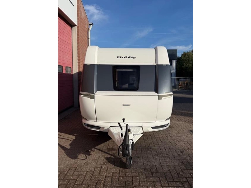 Hobby De Luxe 440 SF Incl. Airco en Voortent  foto: 7