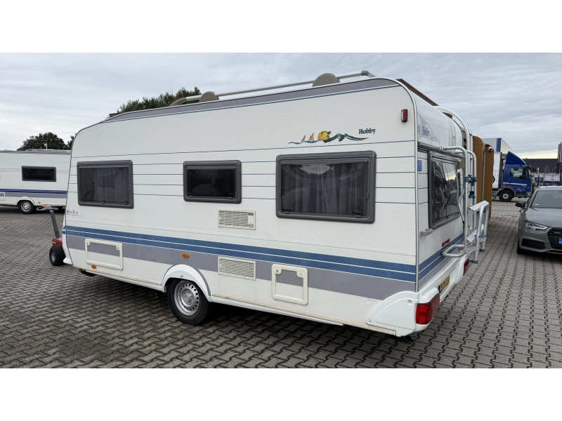 Hobby Excellent 460 UFE frans bed rondzit toilet  foto: 13