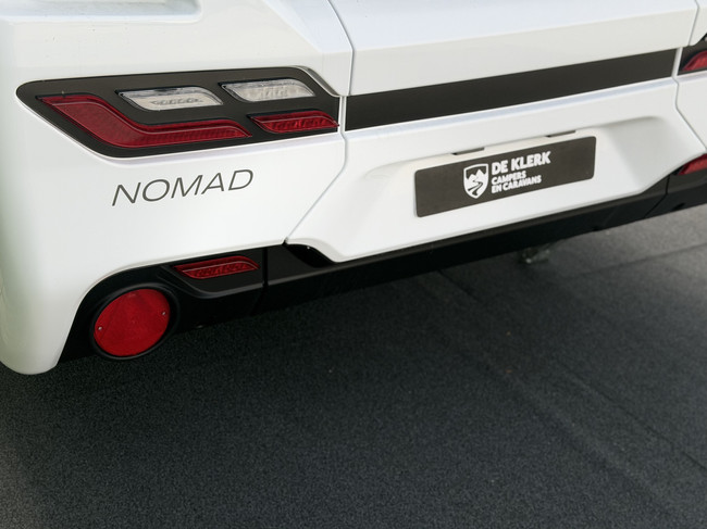 Dethleffs Nomad 460 EL foto: 2