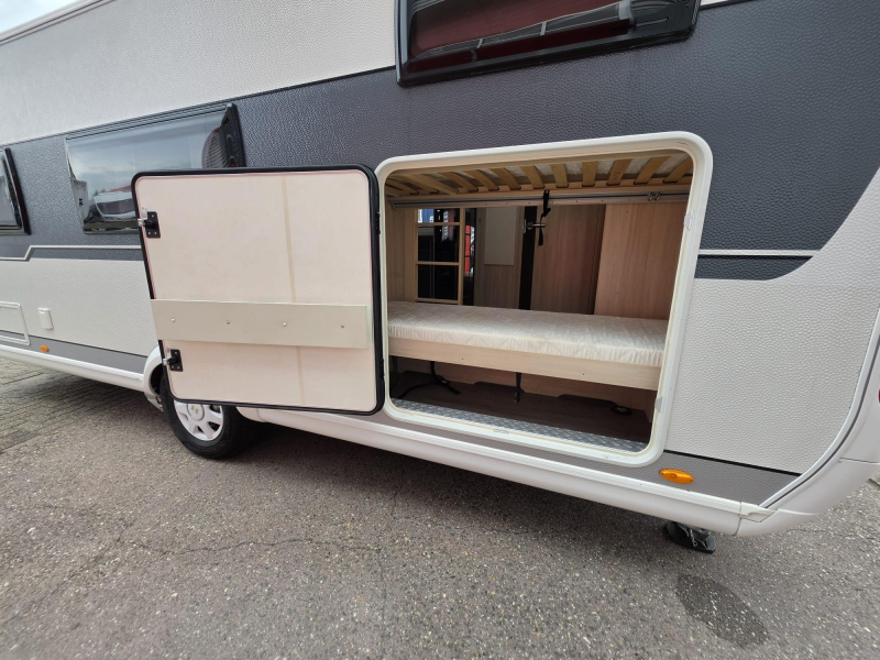 Hobby De Luxe Edition 545 KMF Nieuwe voortent, Mover  foto: 13