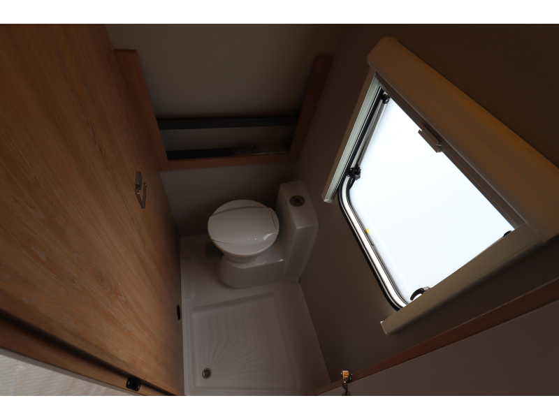 Knaus Sport Platinum 450 FU AKTIE - 200  foto: 12