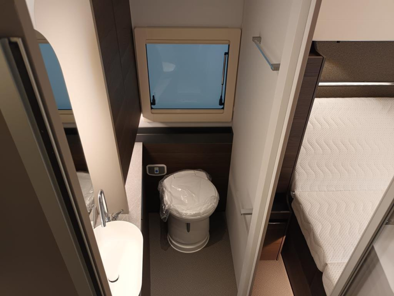 Adria Alpina 663 HT  foto: 17