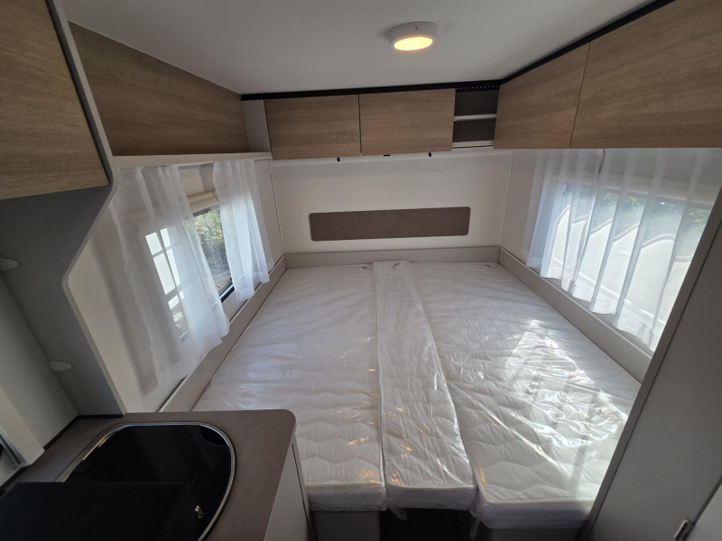 LMC Sassino 460 E Lengtebedden  foto: 12