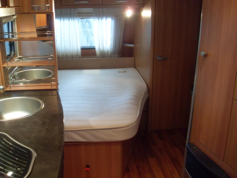 Eriba Sporting Jive 465 met Mover  foto: 2