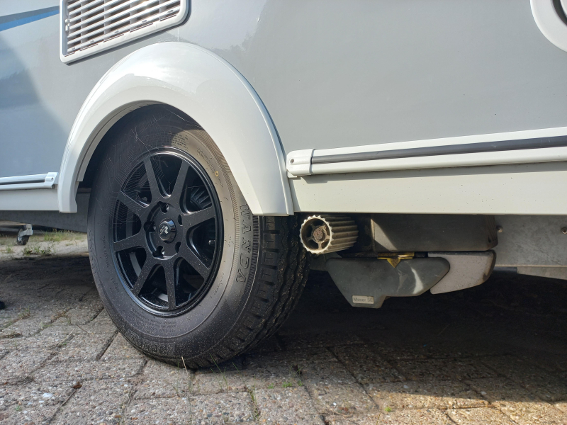 Caravelair Antares Titanium 450 cassette-airco-mover-etc 
