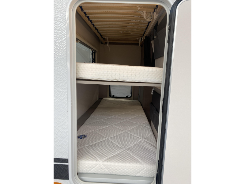 Dethleffs C'go Active 495 QSK stapelbed met 3 bedden!  foto: 12