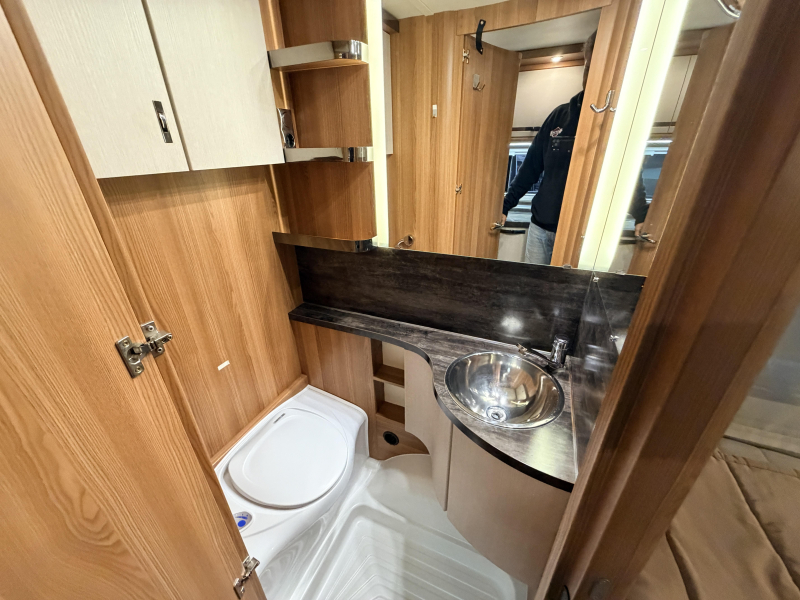Tabbert Vivaldi 460 E Bj 16 Enkele bedden LUXE  foto: 12