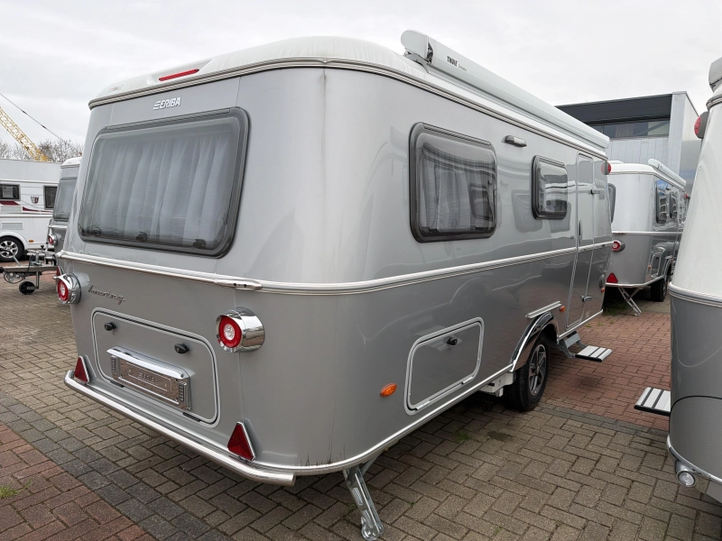 Eriba Touring 630 Urban Hampton Zilver  foto: 10