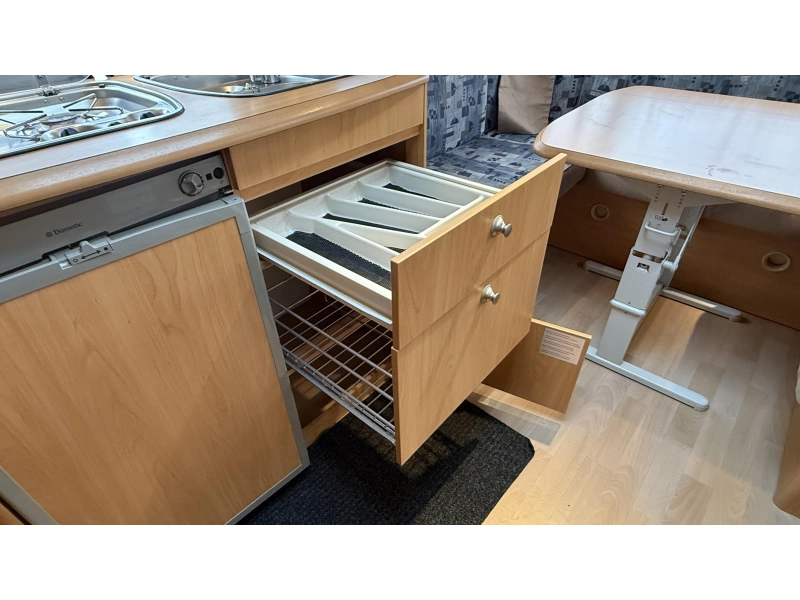 Chateau Calista 450 FHU frans bed rondzit toilet  foto: 8