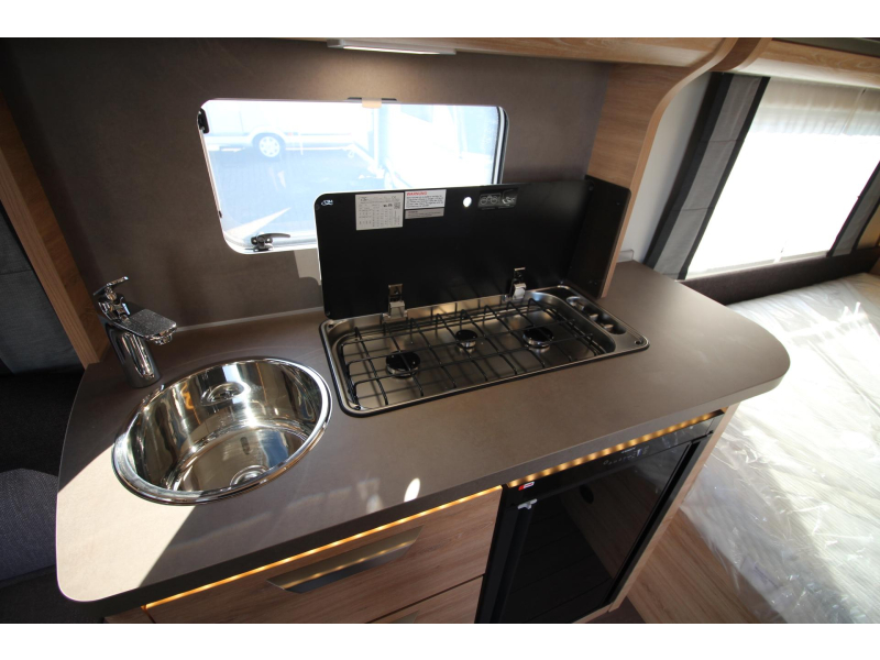 Knaus Sudwind Black Selection 450 FU Modeljaar 2027  foto: 15