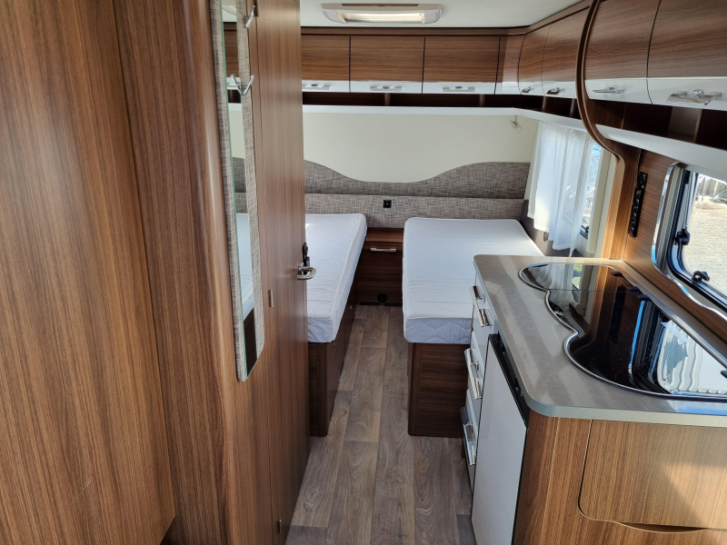 Eriba Exciting 471 Enkele bedden - Mover 
