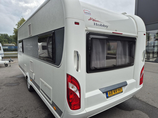 Hobby 540 UFF Nw staat. Queens bed, mover + Thule luifel