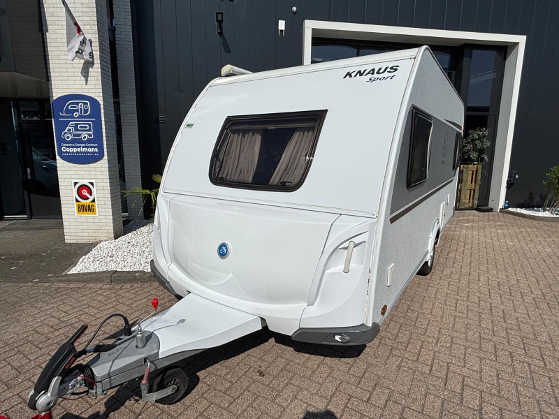 Knaus Sport 460 UE mover, voortent, luifel  foto: 3