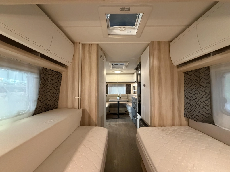 Hobby De Luxe 540 UL enkele bedden / mover  foto: 19