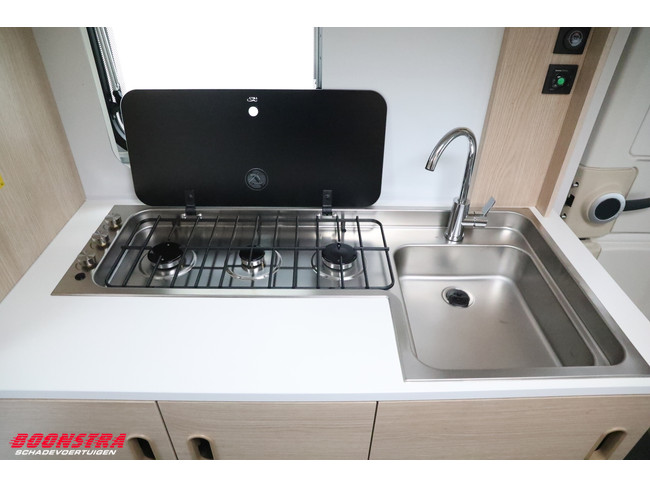 Adria Aviva 492 **NIEUW/NEU** Vloerverwarming foto: 18