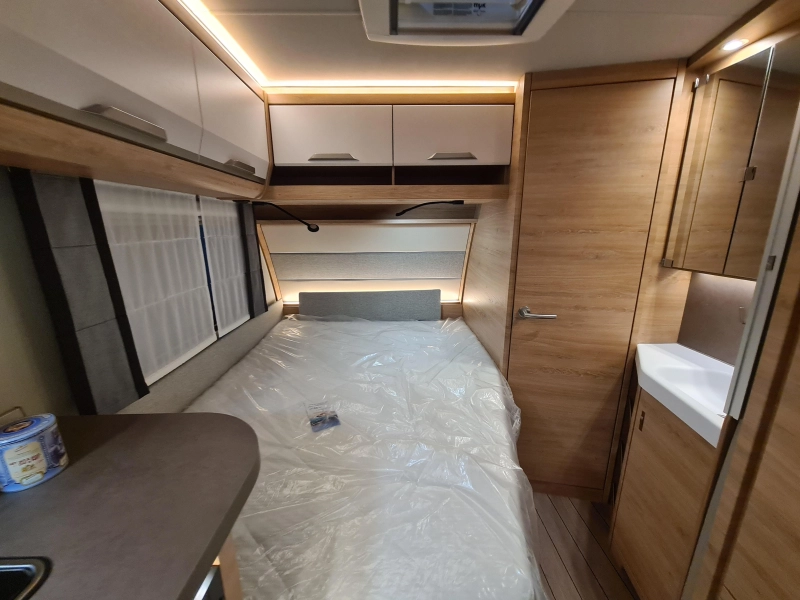 Knaus Sudwind Black Selection 450 FU  foto: 11