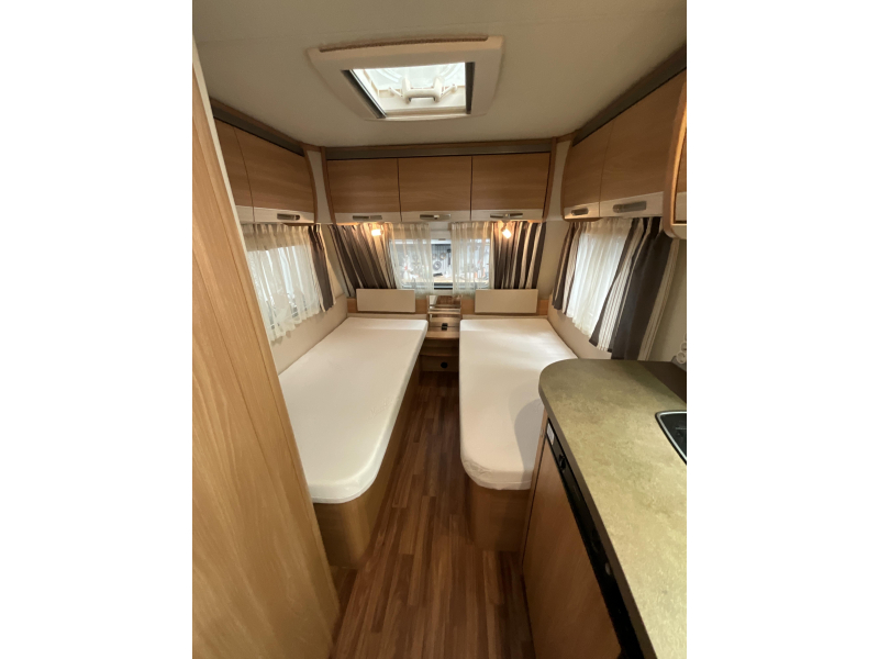 Knaus Sudwind 460 EU ENKELE BEDDEN-MOVER-UNICO  foto: 2