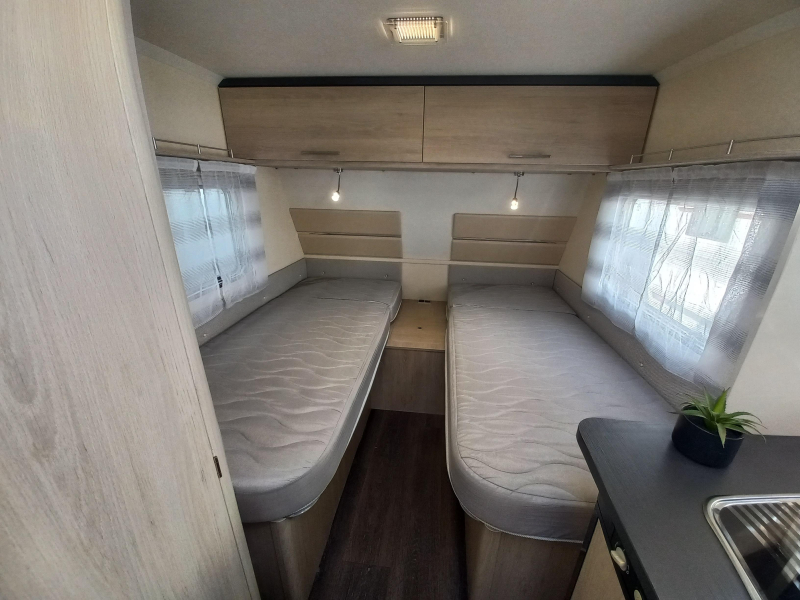 Caravelair Antares Style 450 mover-voortent-luifel  foto: 12