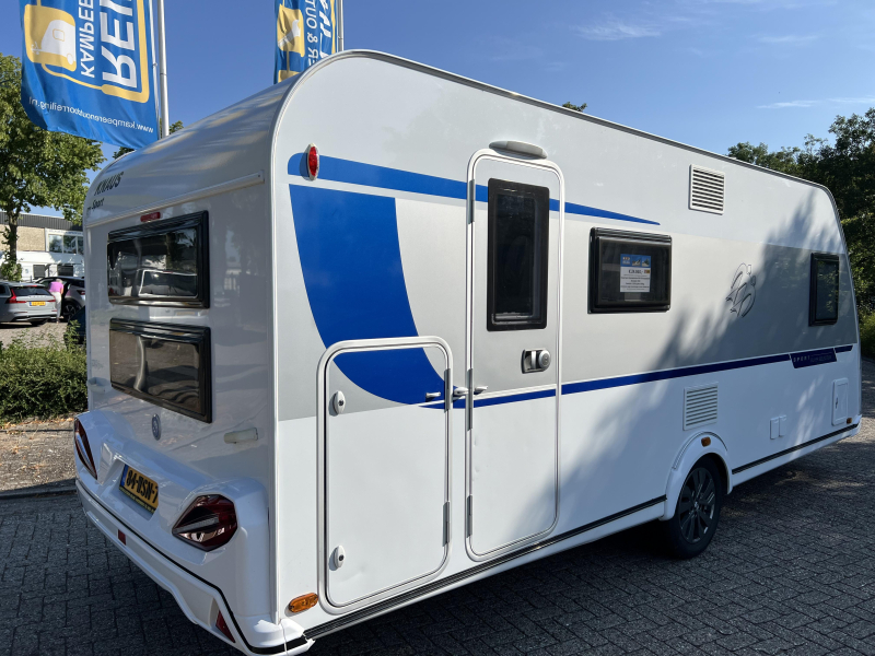 Knaus Sport Silver Selection 540 FDK stapelbed , 5 persoons  foto: 1