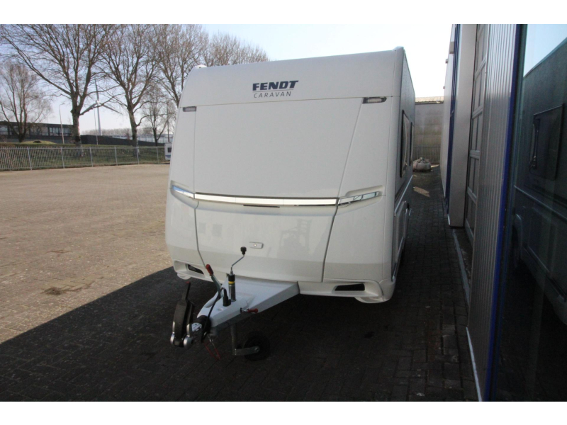 Fendt Apero Activ 390 FH Frans bed & eindkeuken! 
