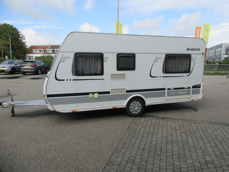 Dethleffs Nomad 450 DB MET DOREMA PANORAMALUIFEL  foto: 18