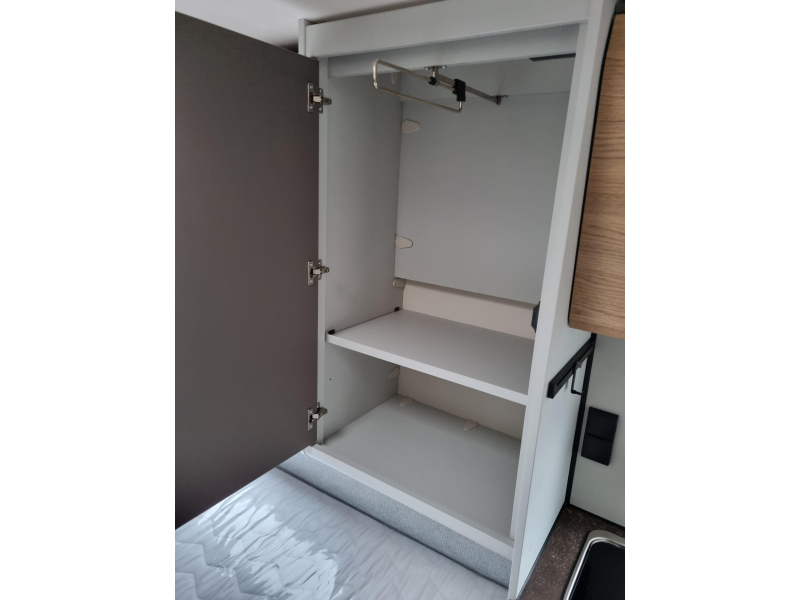 Bürstner B66 490 TL - Enkele bedden -  foto: 11