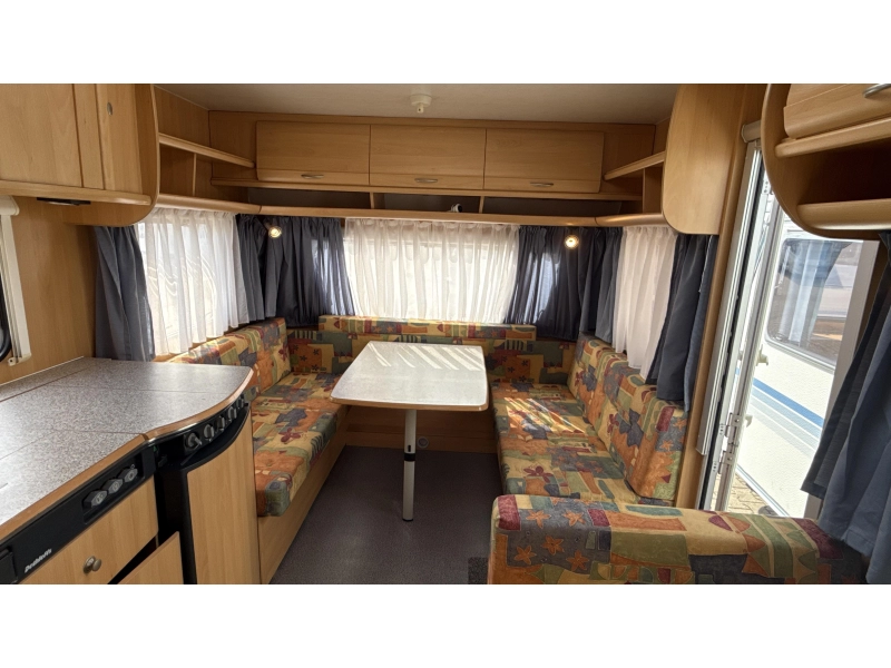Dethleffs Camper 490 TK 2x zitgroep stapelbed 