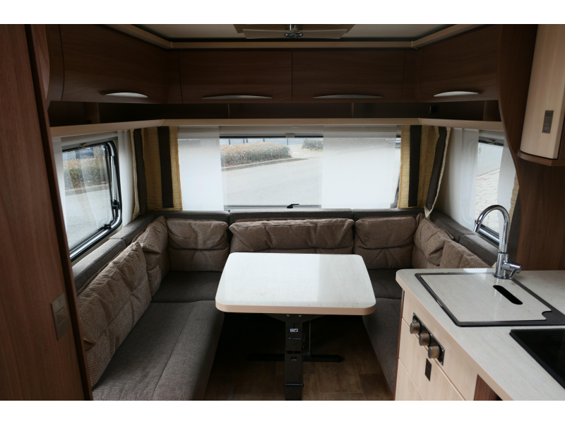 Bürstner Averso 460 TS mover, luifel en voortent  foto: 7