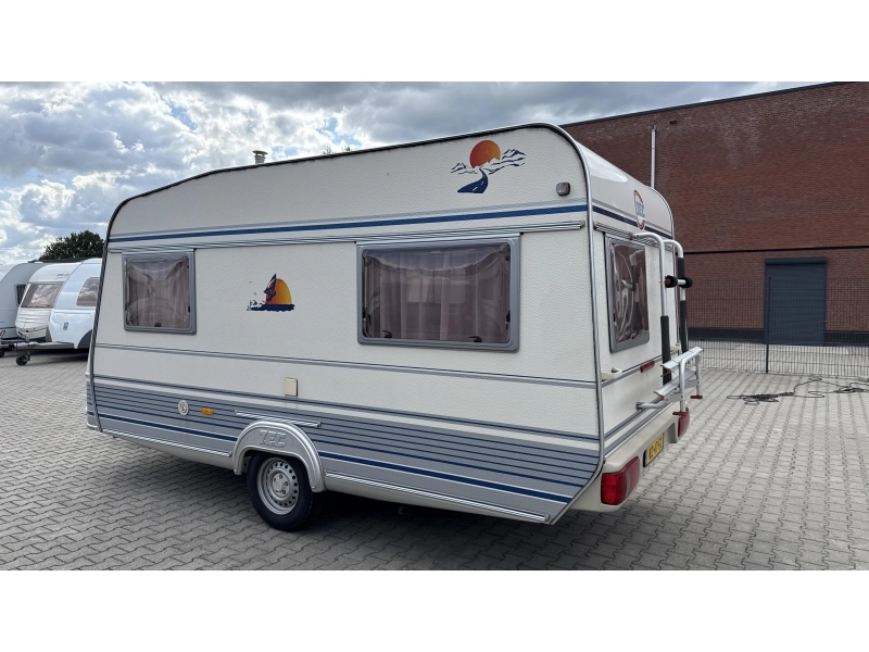 TEC Travel King 390 TN 2x zitgroep vast toilet  foto: 12