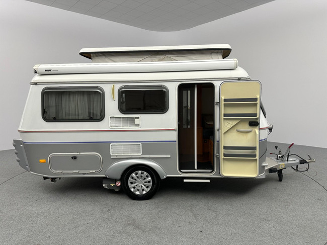 Eriba Touring Triton 430 foto: 11
