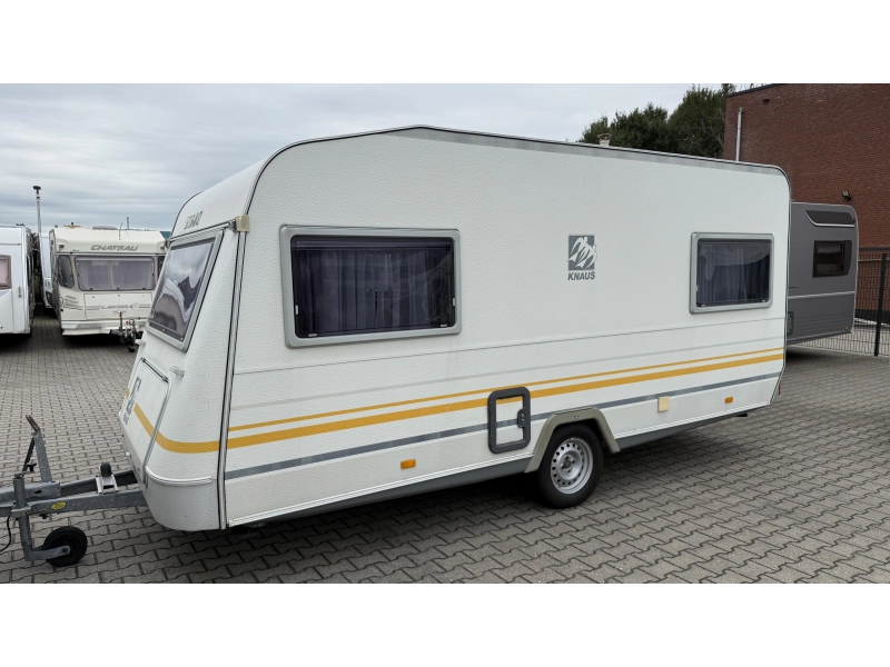 Knaus Sudwind 450 rondzit dwars bed toilet  foto: 13