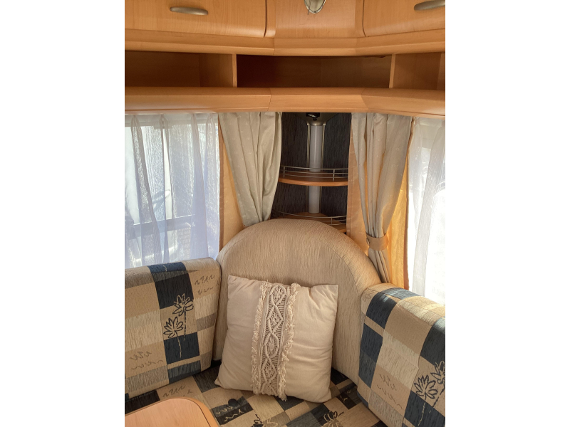 Hobby Exclusive 460 UFE mover/ etui luifel  foto: 14