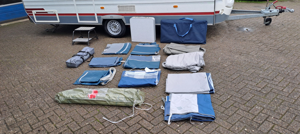 HOME-CAR Rally 49 met voortent en luifel! foto: 21