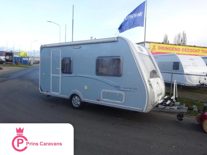 Caravelair Venicia 420 Met Dwars Bed en Treinzit  hoofdfoto: 1