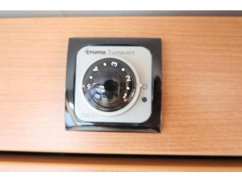 LMC Musica 460 D TRUMA MOVER+VOORTENT  foto: 13