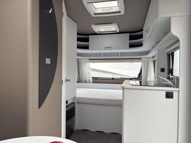 Dethleffs C'Go 415 QL NIEUWSTAAT EN NIEUWE TENT 