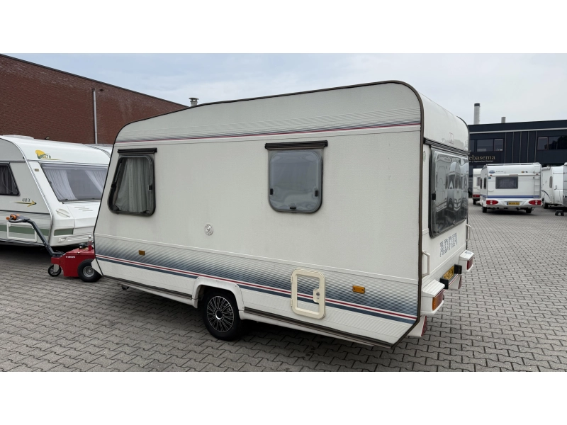 Adria Optima 425 TK 2x zitgroep vast toilet  foto: 12