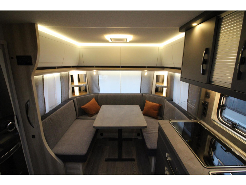 Hobby De Luxe 540 UL Enkele bedden & rondzit!  foto: 10