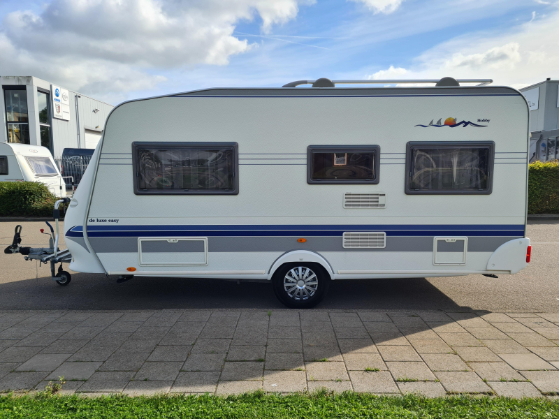 Hobby De Luxe 460 UFE met luifel 