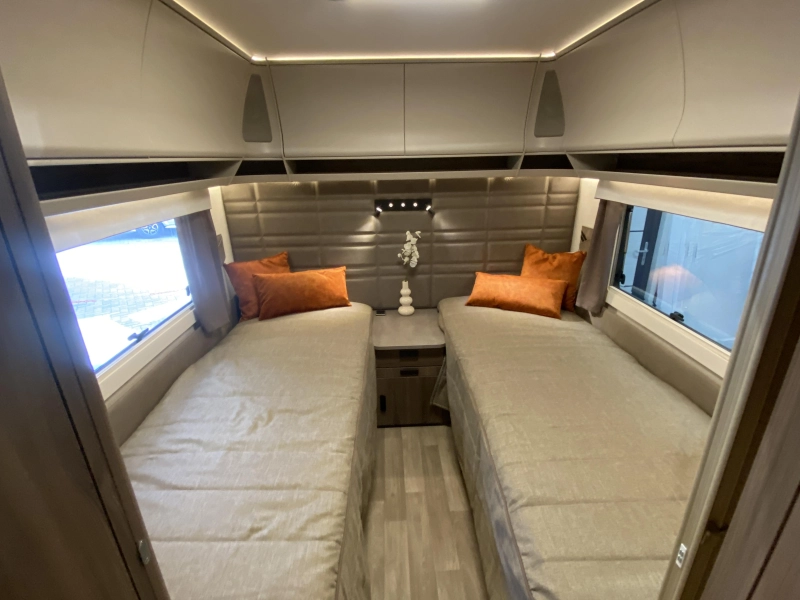 Kabe Royal 560 GLE Model 2027  foto: 19